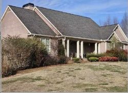 Pre-foreclosure in  MOUNTAIN LEGEND DR Clarkesville, GA 30523