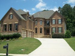 Pre-foreclosure in  MOON CHASE DR Buford, GA 30519