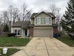 Pre-foreclosure in  SHADY HOLLOW LN Indianapolis, IN 46229
