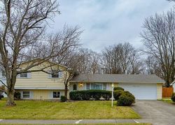 Pre-foreclosure in  DOMINION DR Fort Wayne, IN 46815