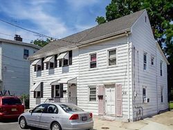 Pre-foreclosure in  BUTTONWOOD ST Mount Holly, NJ 08060