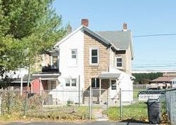 Pre-foreclosure in  COLUMBUS AVE Phillipsburg, NJ 08865