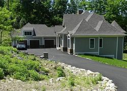 Pre-foreclosure in  PEEKSKILL HOLLOW RD Putnam Valley, NY 10579