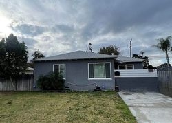 Pre-foreclosure in  FREMONTIA DR San Bernardino, CA 92404