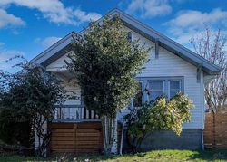 Pre-foreclosure in  S ASH ST Tacoma, WA 98405