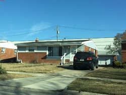 Pre-foreclosure in  ORCHARD ST Southgate, MI 48195