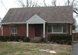 Pre-foreclosure in  BETTY LN Louisville, KY 40205