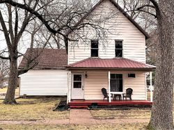 Pre-foreclosure in  15TH ST S Grand Junction, IA 50107