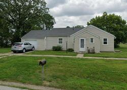Pre-foreclosure in  N SHERMAN ST Stuart, IA 50250