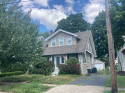 Pre-foreclosure in  MARTIN ST West Haven, CT 06516