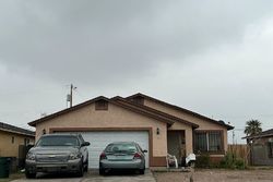 Pre-foreclosure in  S 13TH AVE Phoenix, AZ 85007
