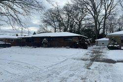 Pre-foreclosure in  SALEM Redford, MI 48239