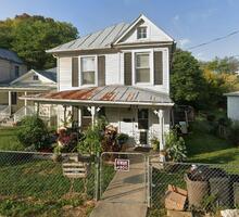 Pre-foreclosure in  MASSIE ST Lexington, VA 24450