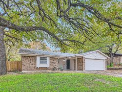 Pre-foreclosure in  GLADSTONE AVE Azle, TX 76020