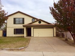 Pre-foreclosure in  ROLLING CREEK RUN Fort Worth, TX 76108