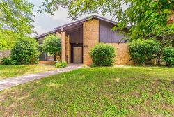 Pre-foreclosure in  LOMA VISTA DR Fort Worth, TX 76133
