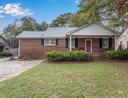 Pre-foreclosure in  LAKEVIEW AVE Camden, SC 29020
