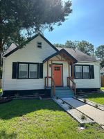 Pre-foreclosure in  HOOVER AVE North Charleston, SC 29410