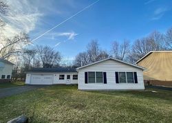 Pre-foreclosure in  CYNTHIA CT Niles, OH 44446