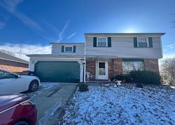Pre-foreclosure in  WILLISTON DR Cleveland, OH 44129