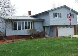 Pre-foreclosure in  ROYAL RIDGE DR Cleveland, OH 44129