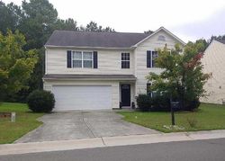 Pre-foreclosure in  WEEPING WILLOW DR Durham, NC 27704