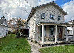 Pre-foreclosure Listing in WASHINGTON ST AUBURN, NY 13021