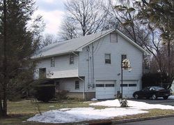 Pre-foreclosure in  MITCHELL AVE East Hanover, NJ 07936