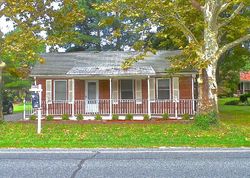 Pre-foreclosure in  EASTERN AVE Middle River, MD 21220