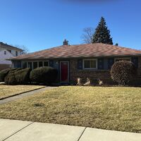 Pre-foreclosure in  W GRANT DR Des Plaines, IL 60016