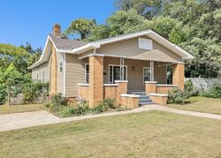 Pre-foreclosure in  11TH CT W Birmingham, AL 35204