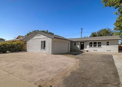  Fern Ave, Lancaster CA