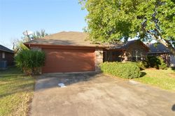 Pre-foreclosure in  39TH AVE N Texas City, TX 77590
