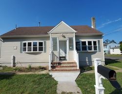 Pre-foreclosure in  TIMBERLINE RD Toms River, NJ 08753