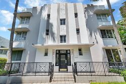 Pre-foreclosure in  EUCLID AVE  Miami Beach, FL 33139