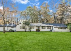 Pre-foreclosure Listing in WINDING BROOK DR LARCHMONT, NY 10538