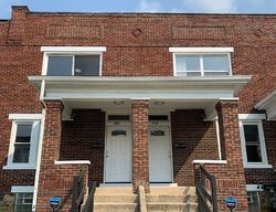 Pre-foreclosure in  E WHITTIER ST Columbus, OH 43206