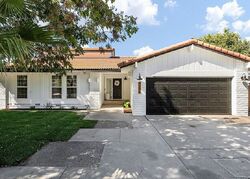 Pre-foreclosure in  SONOMA AVE Modesto, CA 95355