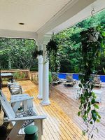 Pre-foreclosure in  ELY BROOK TO HANDS CR RD East Hampton, NY 11937