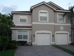 Pre-foreclosure in  SW 124TH TER Hollywood, FL 33027