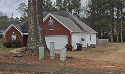 Pre-foreclosure in  OLD DOVER WAY SW Conyers, GA 30094