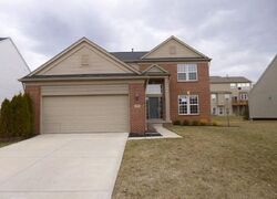 Pre-foreclosure in  FALMOUTH LN Howell, MI 48843