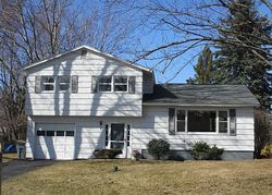 Pre-foreclosure in  GULFLINE RD Liverpool, NY 13090