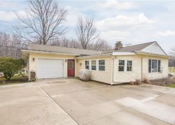 Pre-foreclosure in  SOM CENTER RD Willoughby, OH 44094