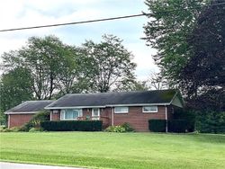 Pre-foreclosure Listing in N MAIN ST HARRISVILLE, PA 16038