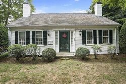 Pre-foreclosure Listing in BROADWAY HANOVER, MA 02339