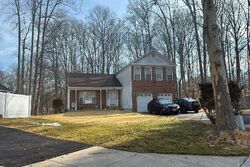 Pre-foreclosure in  KINGS TER Bowie, MD 20721