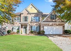 Pre-foreclosure in  STILLROCK DR SW Atlanta, GA 30331