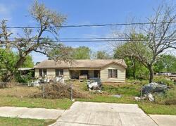 Pre-foreclosure in  LINCOLNSHIRE RD Houston, TX 77048