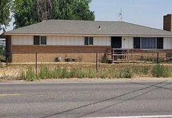 Pre-foreclosure in  FORT RD Toppenish, WA 98948